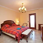 Apartment Pg Gracia - Valencia By Interhome