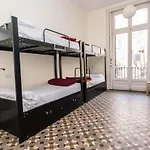 360 Hostel Borne