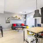 51Sam1021 - Modern Apartment Near Montjuic