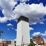 Zhenyu Apartments