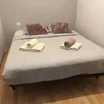 Rustic 2 Bedroom Apartment Poble Sec