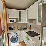 Elegant Apartment Rambla Badal