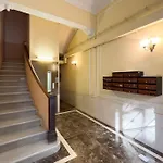 Bebarceloner Eixample Apartments - 3 Bedrooms