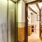 Appartement avec 2 chambre(s) de 55 m² et 1 salle(s) de bains privée(s) à Eixample
