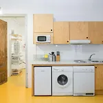 Akad Sweet Home