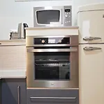 Almodovar Apartment Barcelona