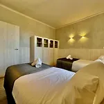 Market Suites