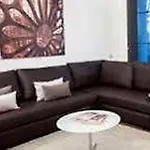 Izaka Apartments D377