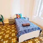 By Plaza Catalunya Rooms