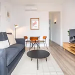 43Apar1010- Super Centric Apartment In Barcelona -
