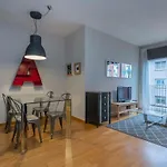 Modern And Bright Apartment In Eixample 5-2