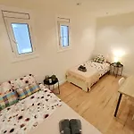 Private Rooms In Born