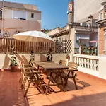 Light, Cozy Terrace And Local Life In Gracia