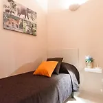 Family Apartment Plaza Espana 2