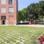 Friendly Rentals Olimpic