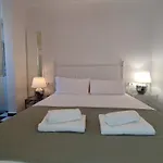 Catalan Comfort Near Sagrada Familia