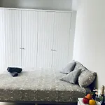 Barcelona Rooms Triple With Private Bathroom In Gothic