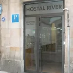 Hostal River