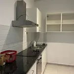 Habitacion Para Tu Estadia Corta En Bcn