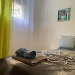 Nice Flat Near The Beach And Parc Del Forum