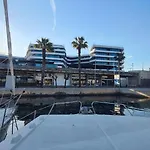 Cosy Boat Flat At Barcelona Beach