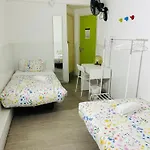 Central And Basic Universitat For Young Hostel