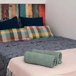 By Barcelona Port Rooms