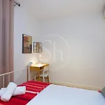 Bonito Apartamento Cerca De La Sagrada Familia