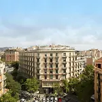 Unique Apartment With 360 View By Maison Pinata