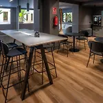 Hostal Operaramblas
