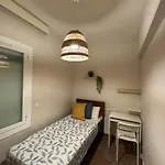 Rooms In A Charming Apartment In The Central Area