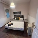Rooms In A Charming Apartment In The Central Area