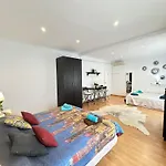Rooms Mar169