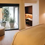 The Patio - 3 Bedroom Duplex Apartment With Private Terrace And Pool