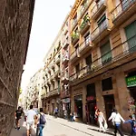 Centrico Estudio Zona Ramblas 22