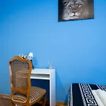 Nice And Comfortable Room For Your Stay In Bcn
