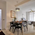 Bbarcelona Modern Eixample Flat