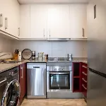13Mal1077- Magnific 2Br Flat