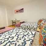 Sharing Flats In Gotico