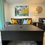 Centric Apartment Next To Arc De Triof
