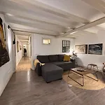 Rossello Apartment