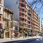 Spacious 4 Bedroom Apartment Fira BCN&Camp Nou