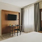Gallery Hotel 4 Sup