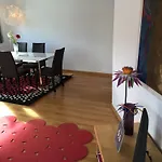 New & Sunny Apartment