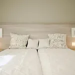 Casas Apartamentos Gracia