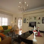 Lets Holidays Centric Apartment In Barcelona
