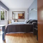 Apartment Barcelona Rentals - Classic Bonanova Apartment