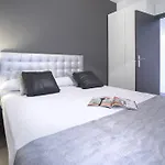 Friendly Rentals Living Comfort