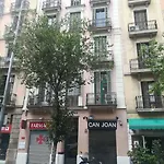 Romantic Barcelona Apartment