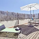 Montserrat Apartment